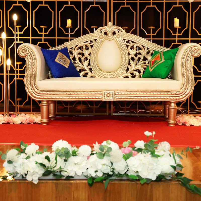 Wedding bridal sofa